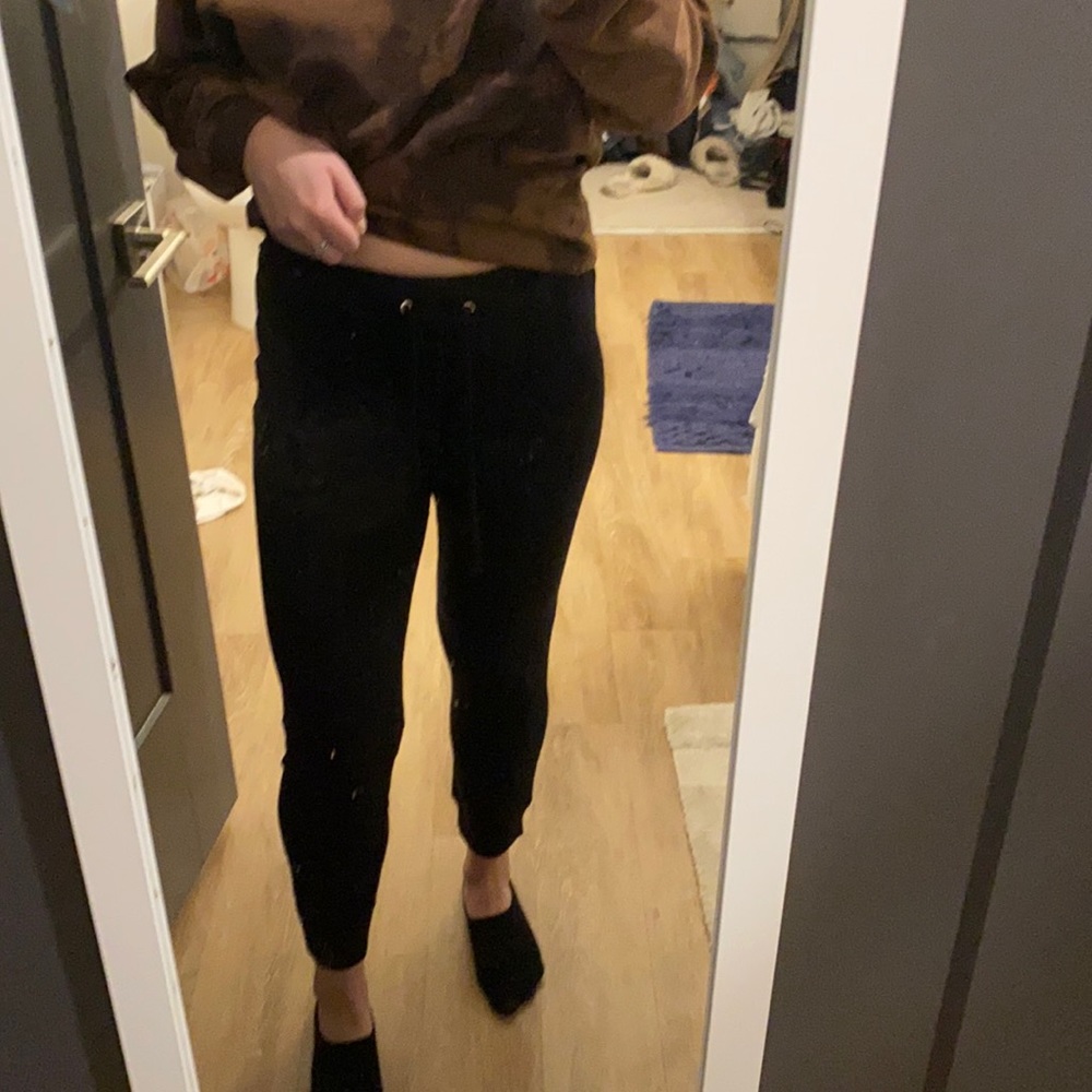 Black jogger pants